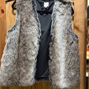 Ellison Faux Fur Vest in Black and Gray
